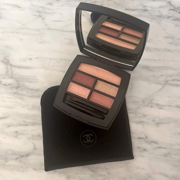 CHANEL Makeup Chanel Les Beiges Eyeshadow Palette Poshmark